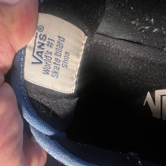 Size 9 - VANS Authentic Skate seldom denim Blue color suede - Picture 8 of 9